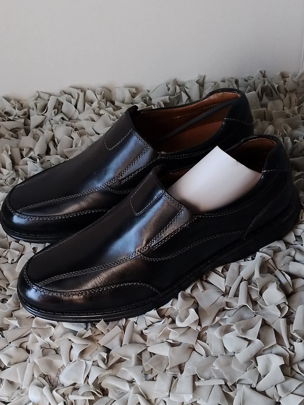 Dockers Black Men's Slip-On Leather Loafers
